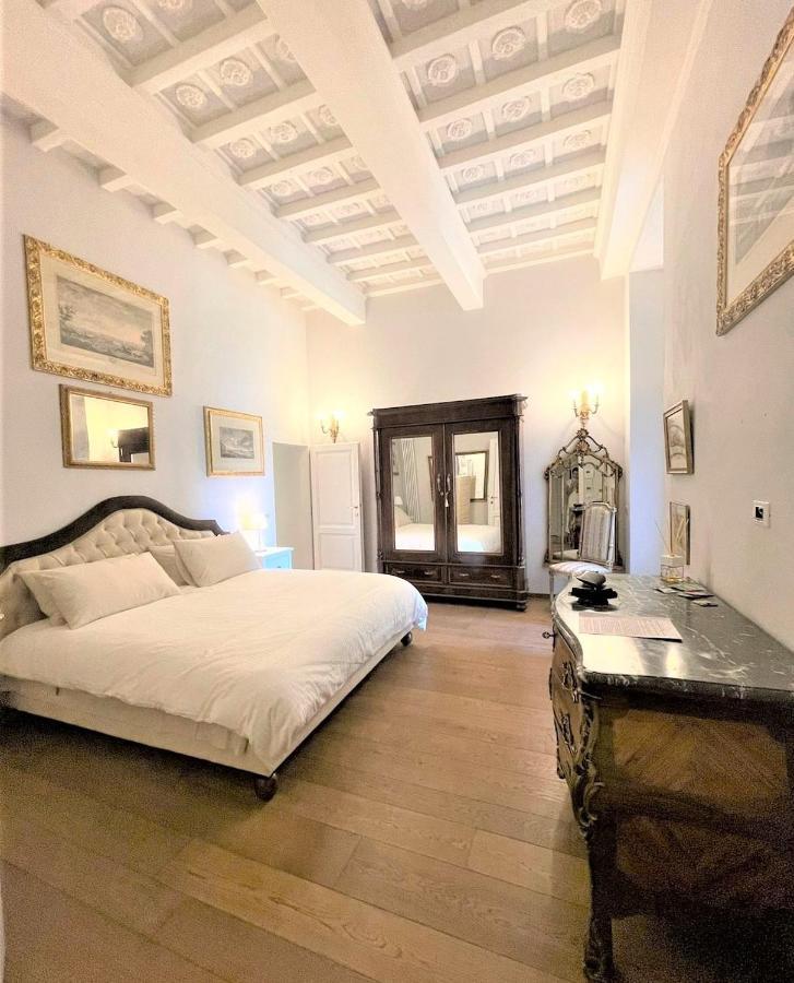 Borgo Pinti Suites Le Stanze Dei Nobili Florença Exterior foto