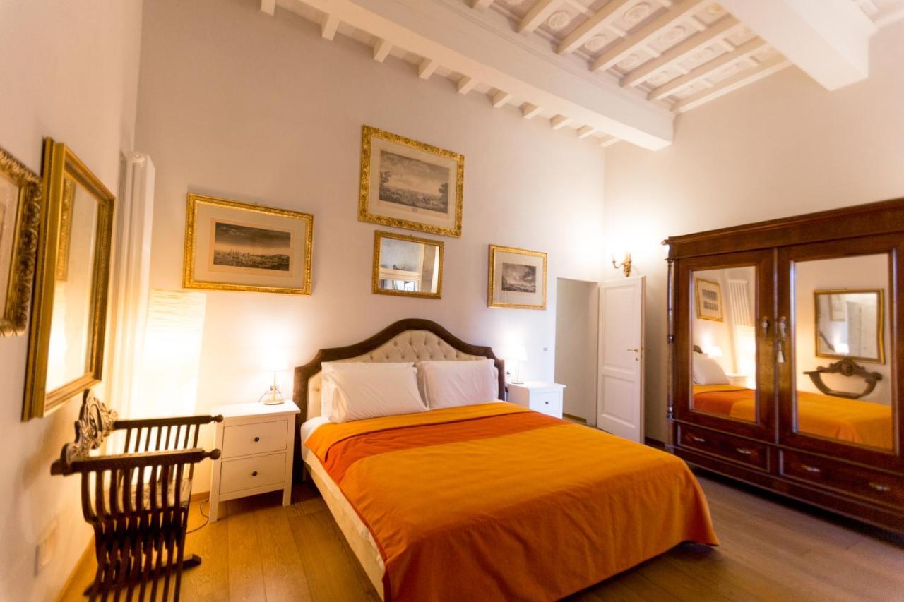 Borgo Pinti Suites Le Stanze Dei Nobili Florença Exterior foto