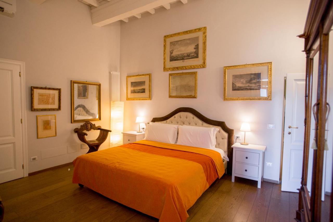 Borgo Pinti Suites Le Stanze Dei Nobili Florença Exterior foto