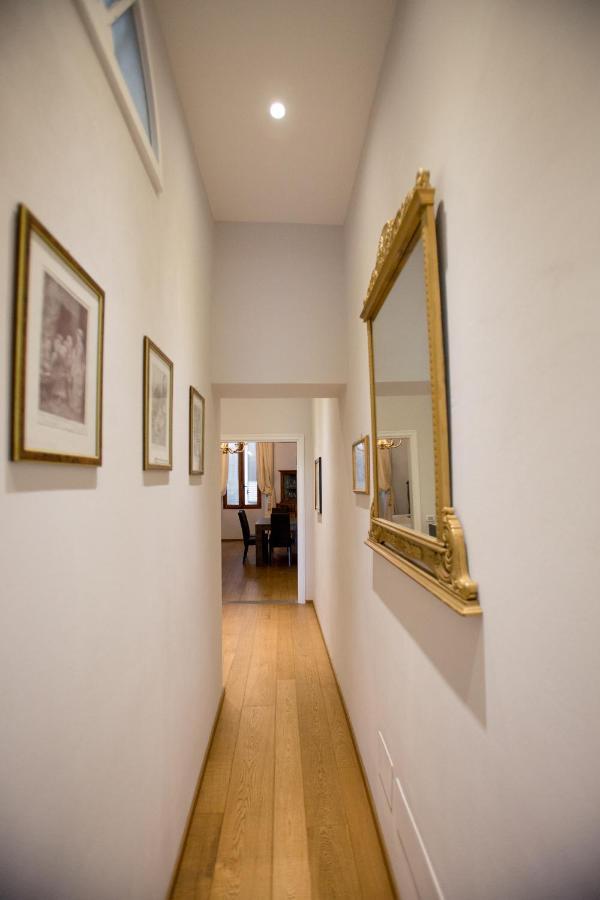 Borgo Pinti Suites Le Stanze Dei Nobili Florença Exterior foto